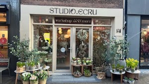 Studio.Ecru💐 plaats foto